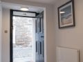 20CollegeStreet EntranceHall
